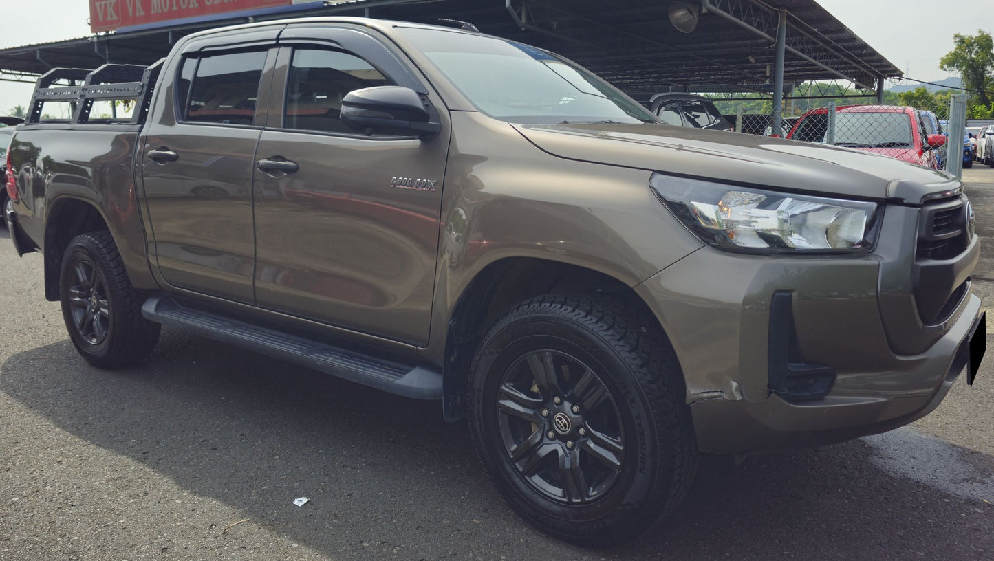 2022 Toyota HILUX D/CAB 2.4 (E) 4X4 VNT (AT) - (SMG9856)