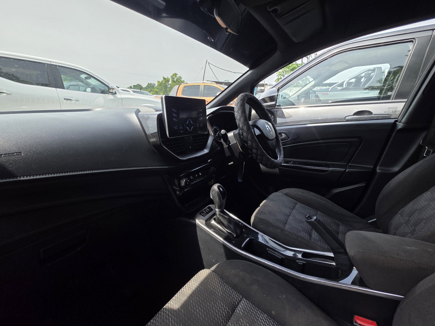 2023 Proton IRIZ 1.3 A STD FL CVT (AT) - (SJA7308)