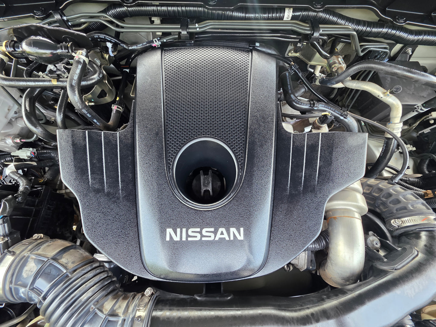 2021 Nissan NAVARA 2.5 A SE 4WD FL (AT) - (VGQ6825)