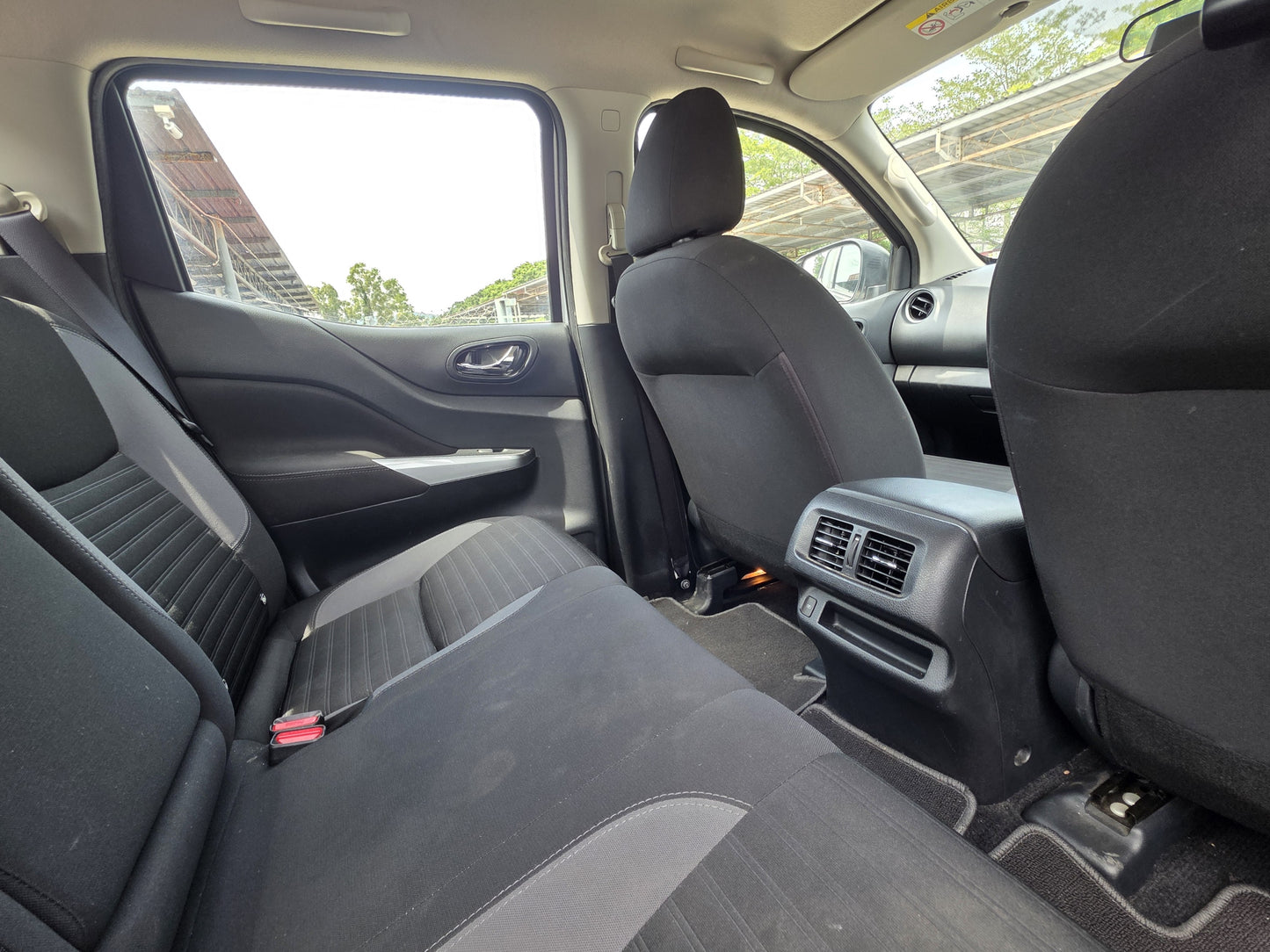 2021 Nissan NAVARA 2.5 A SE 4WD FL (AT) - (VGQ6825)