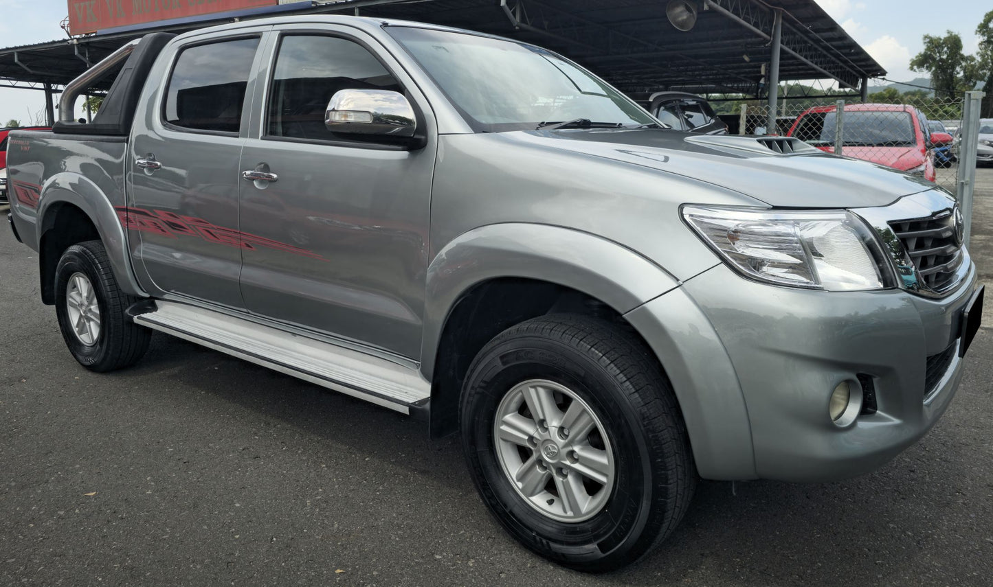 2013 Toyota HILUX D/CAB 2.5 G 4X4 4WD (AT) - (BMB1966)