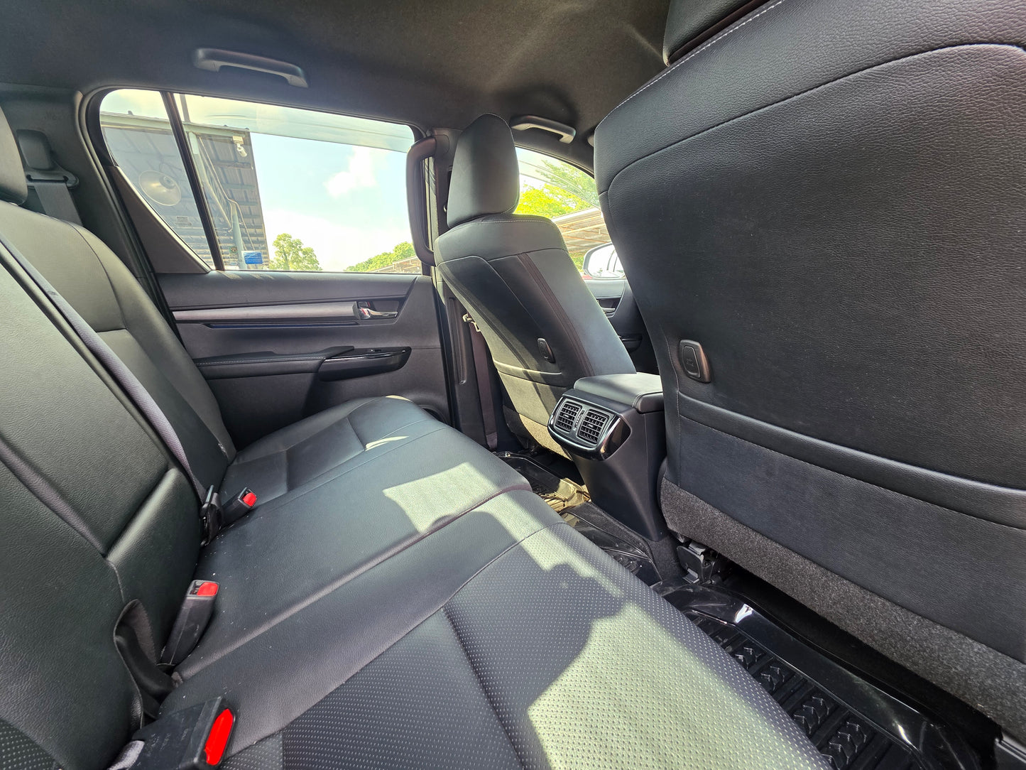 2023 Toyota HILUX D/CAB 2.8 A ROGUE VNT 4WD FL (AT) - (TCT1062)
