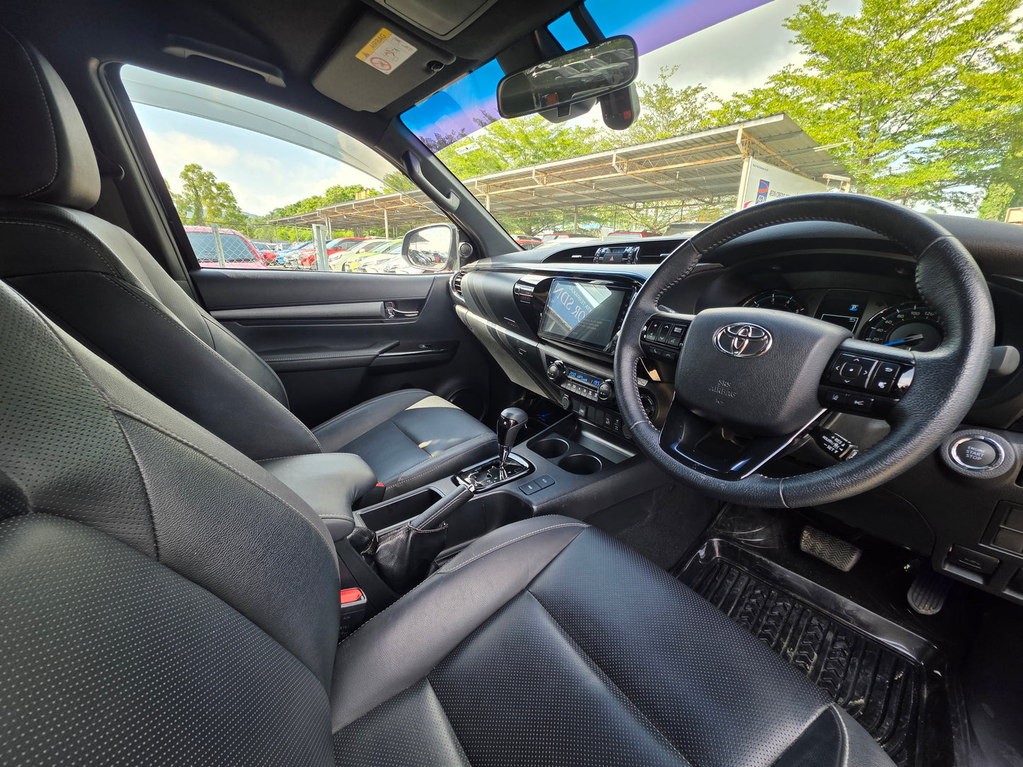 2023 Toyota HILUX D/CAB 2.8 A ROGUE VNT 4WD FL (AT) - (TCT1062)