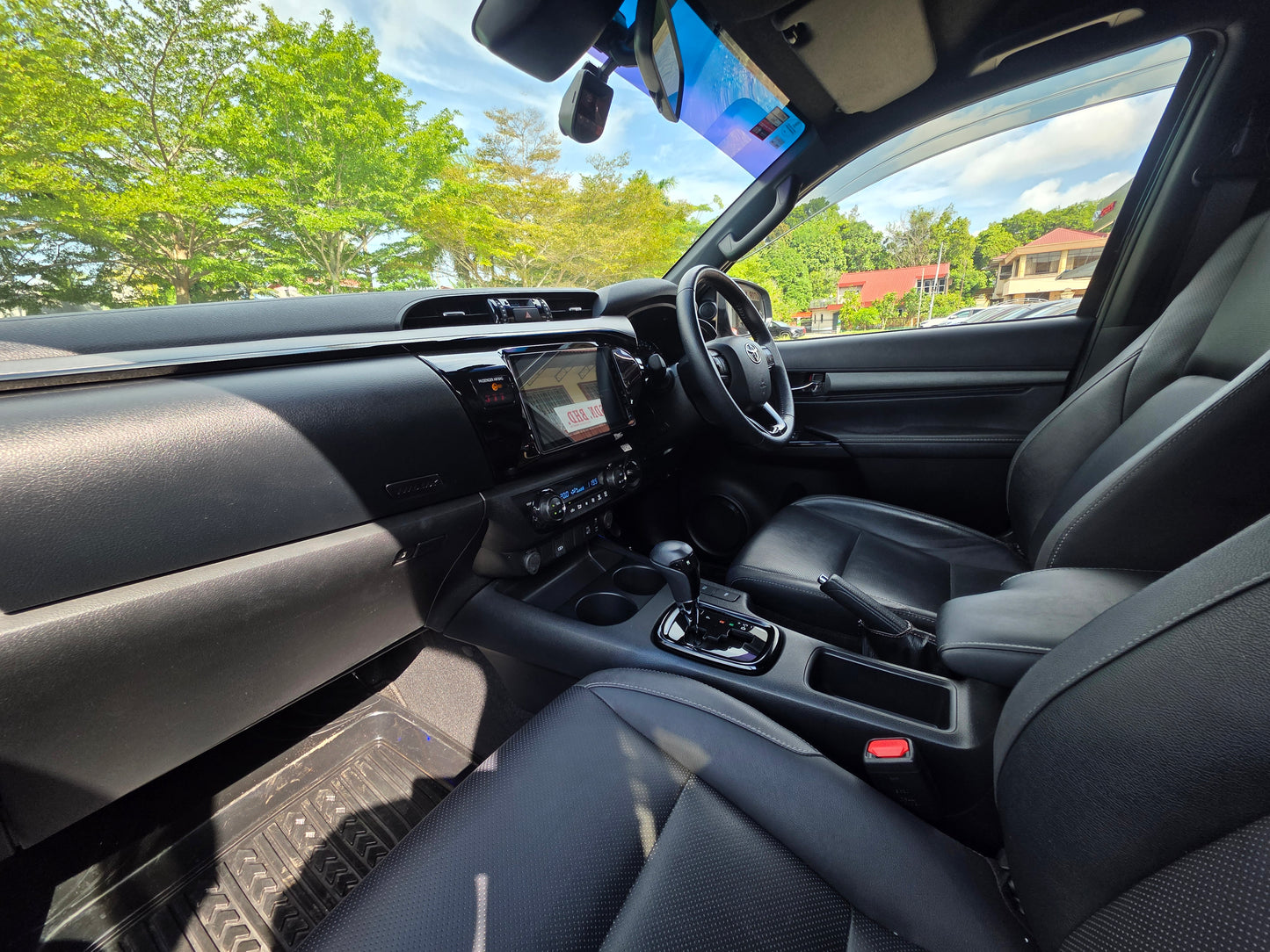2023 Toyota HILUX D/CAB 2.8 A ROGUE VNT 4WD FL (AT) - (TCT1062)