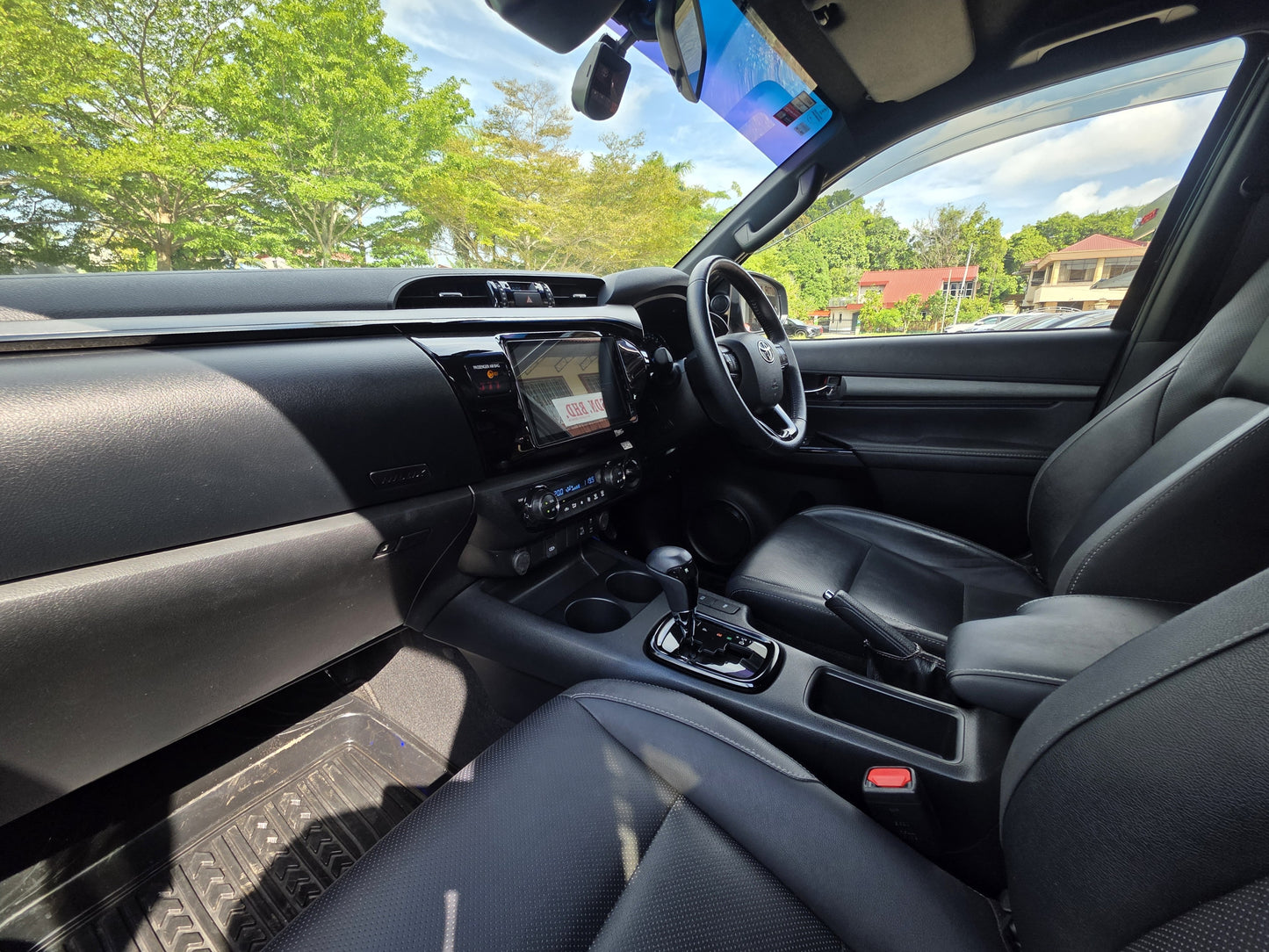 2023 Toyota HILUX D/CAB 2.8 A ROGUE VNT 4WD FL (AT) - (SMW3860)