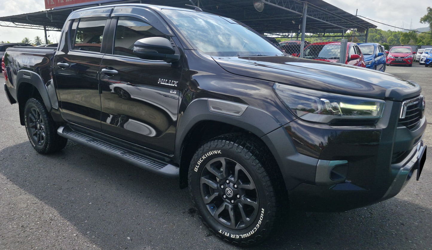 2023 Toyota HILUX D/CAB 2.8 A ROGUE VNT 4WD FL (AT) - (TCT1062)