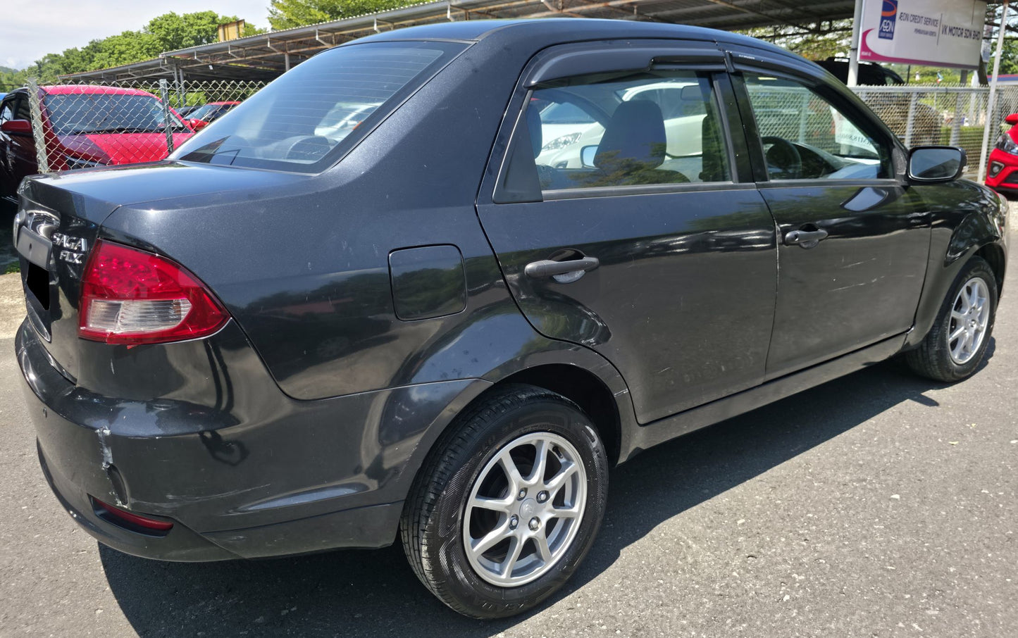 2014 (Reg 2015) Proton SAGA 13. CVT FL (AT) - (PLW6159)