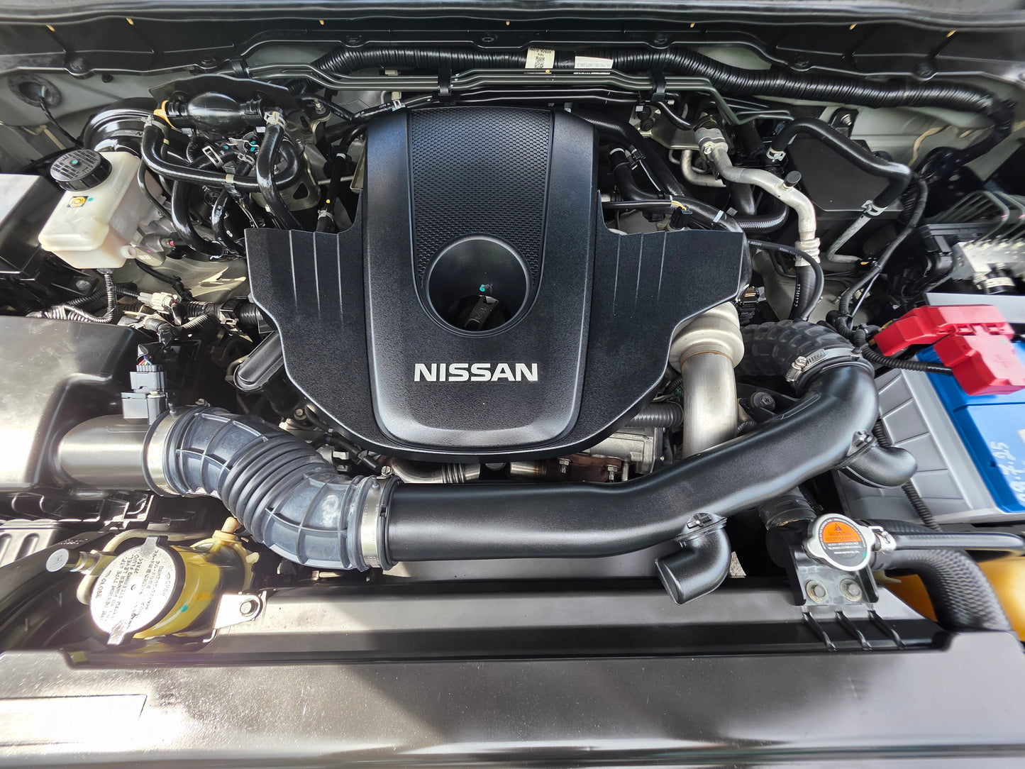 2019 Nissan NAVARA NP300 DC 2.5 A V (AT) - (BPX6387)
