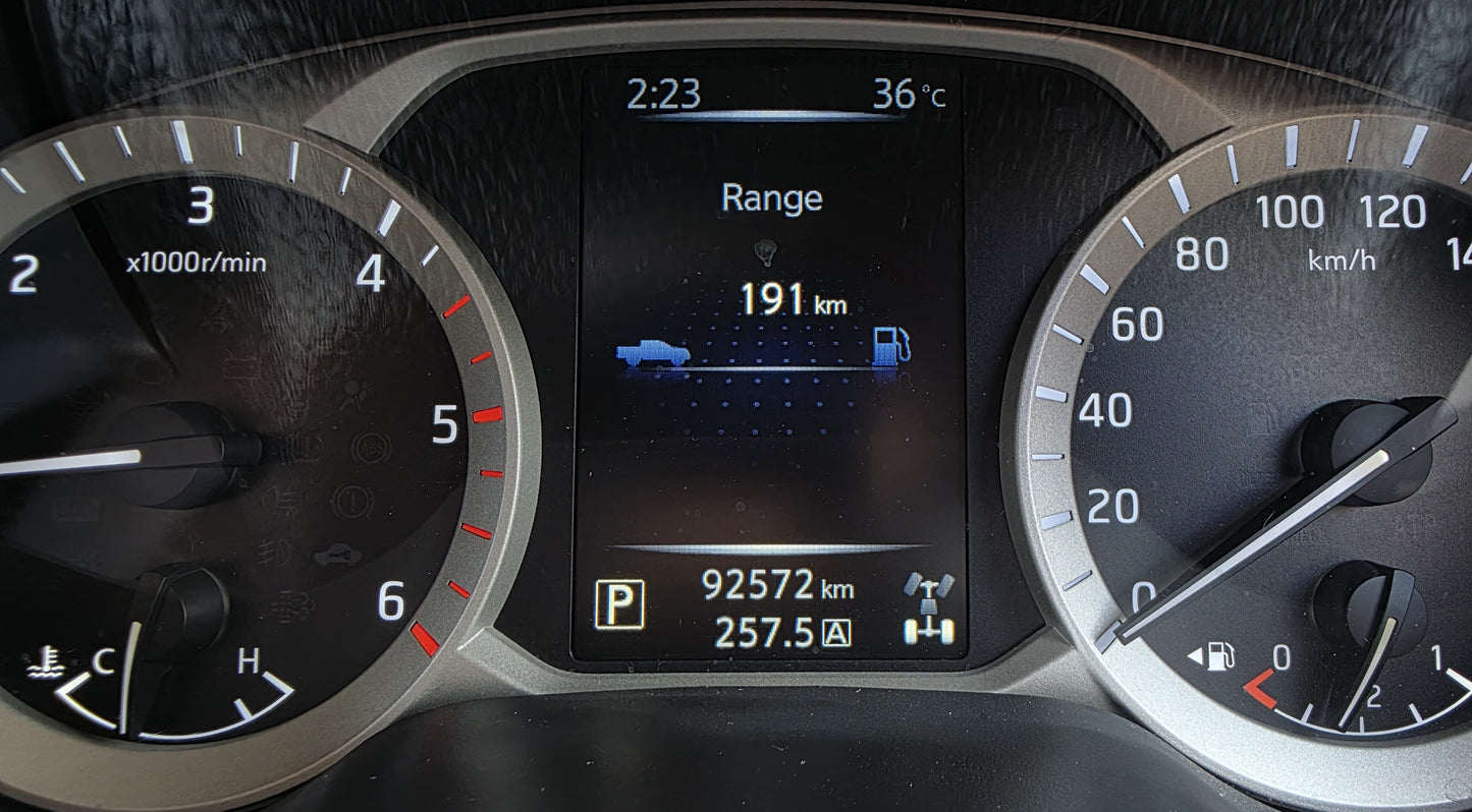 2019 Nissan NAVARA NP300 DC 2.5 A V (AT) - (BPX6387)