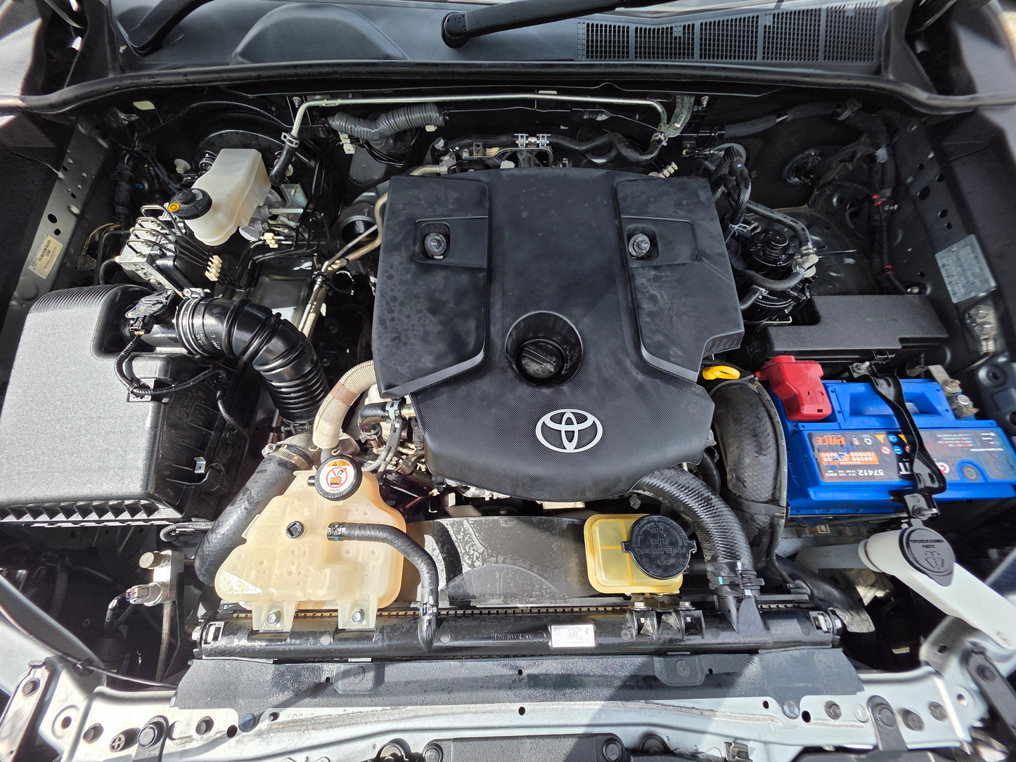 2020 Toyota HILUX D/CAB 2.4 A LE VNT 4WD FL (AT) - (VEH6518)