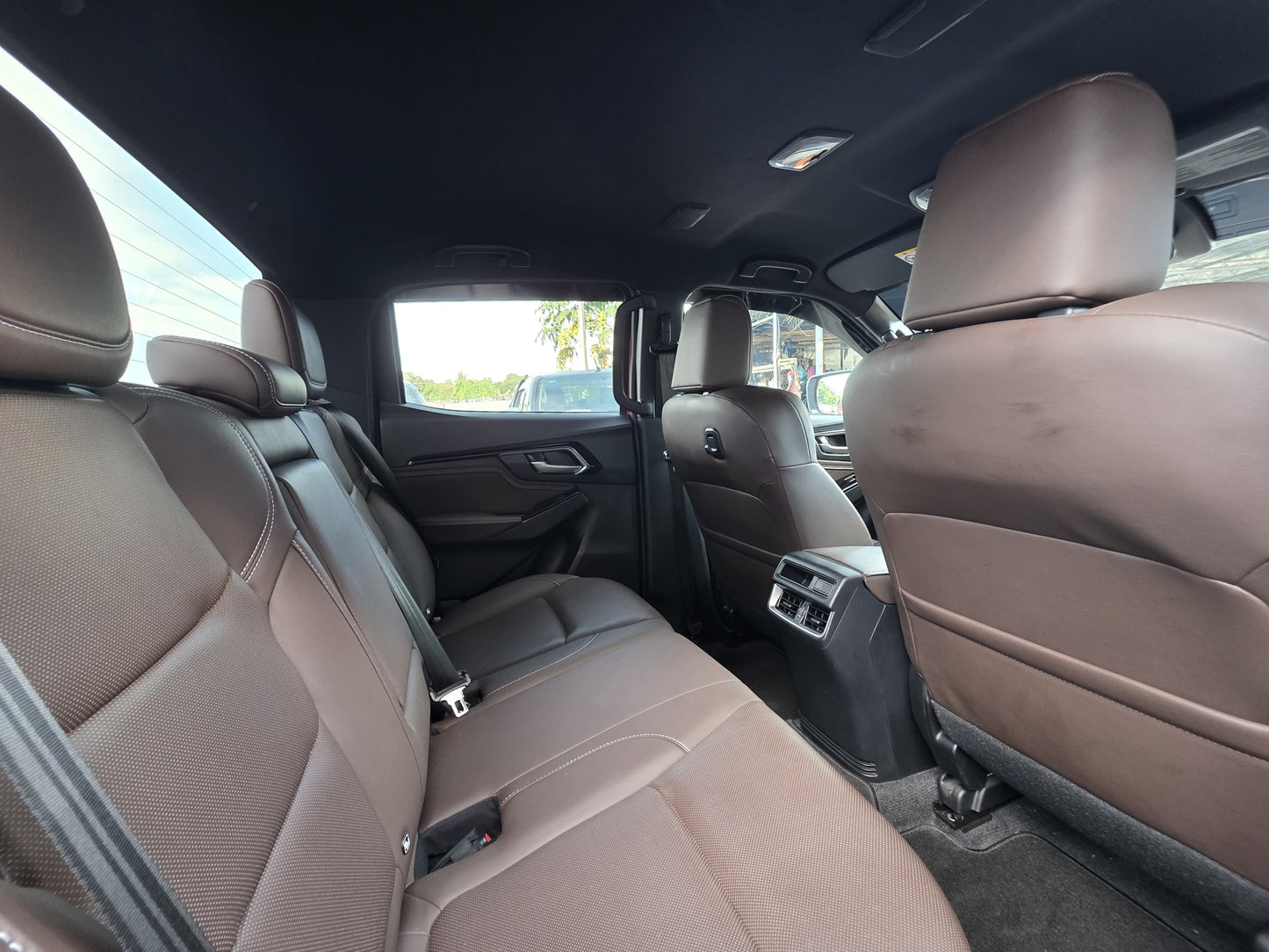 2022 Isuzu D-MAX D/CAB 3.0 A TURBO X-TERRAIN 4X4 FL (AT) - (VJB9882)