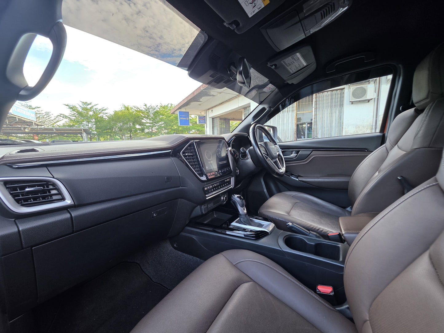 2022 Isuzu D-MAX D/CAB 3.0 A TURBO X-TERRAIN 4X4 FL (AT) - (VJB9882)