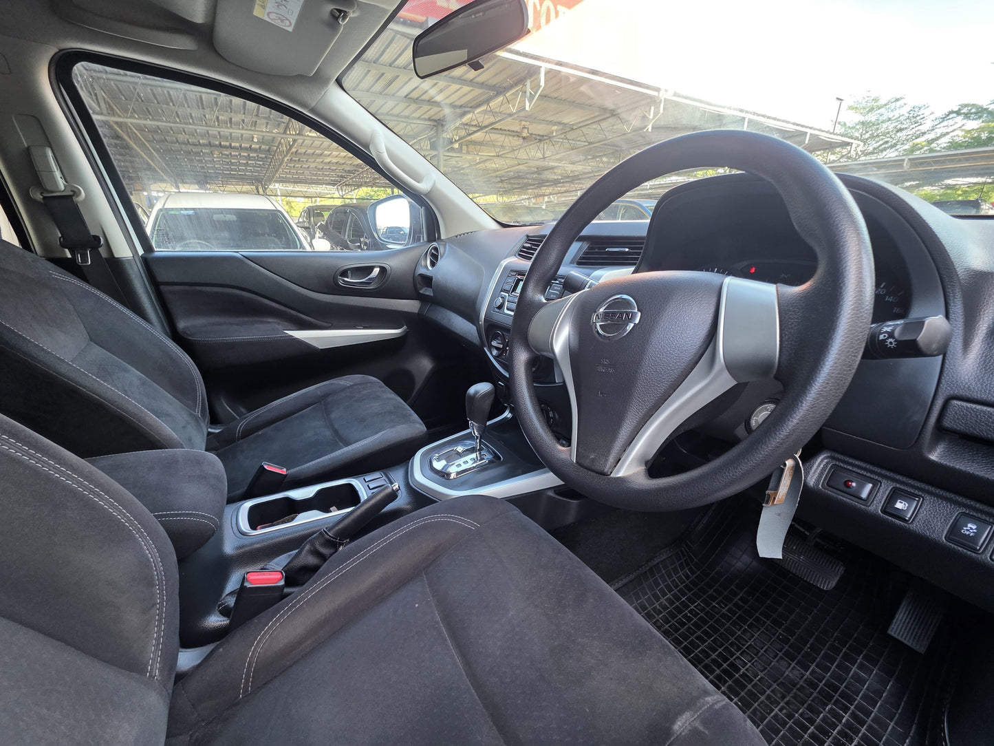2019 Nissan NAVARA NP300 DC 2.5 A SE 4WD (AT) - (VDX4916)