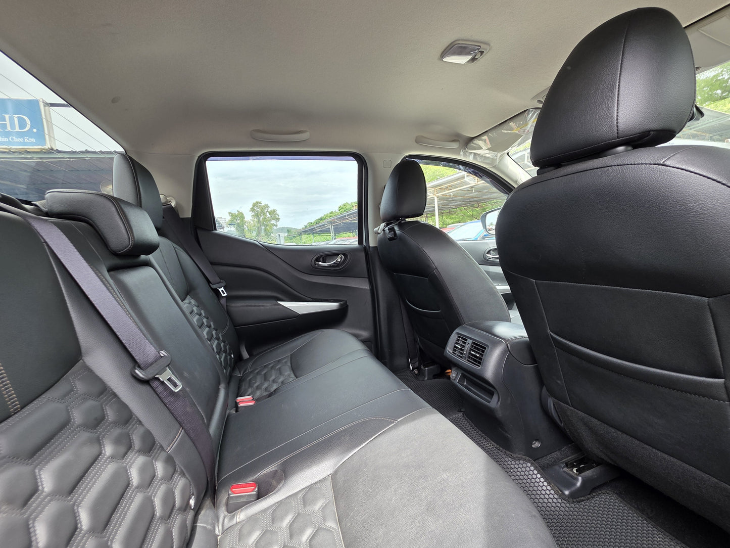 2022 Nissan NAVARA D/CAB 2.5 A VL 4WD FL (AT) - (VHT8300)