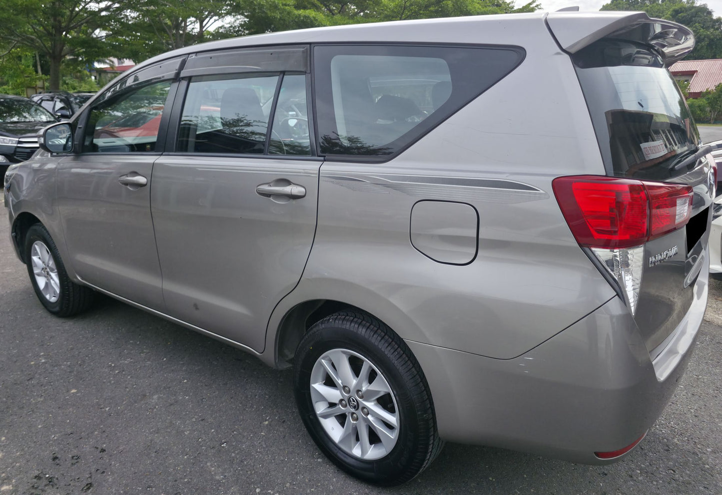 2017 Toyota INNOVA 2.0 A (E) FL (AT) - (JSH3226)