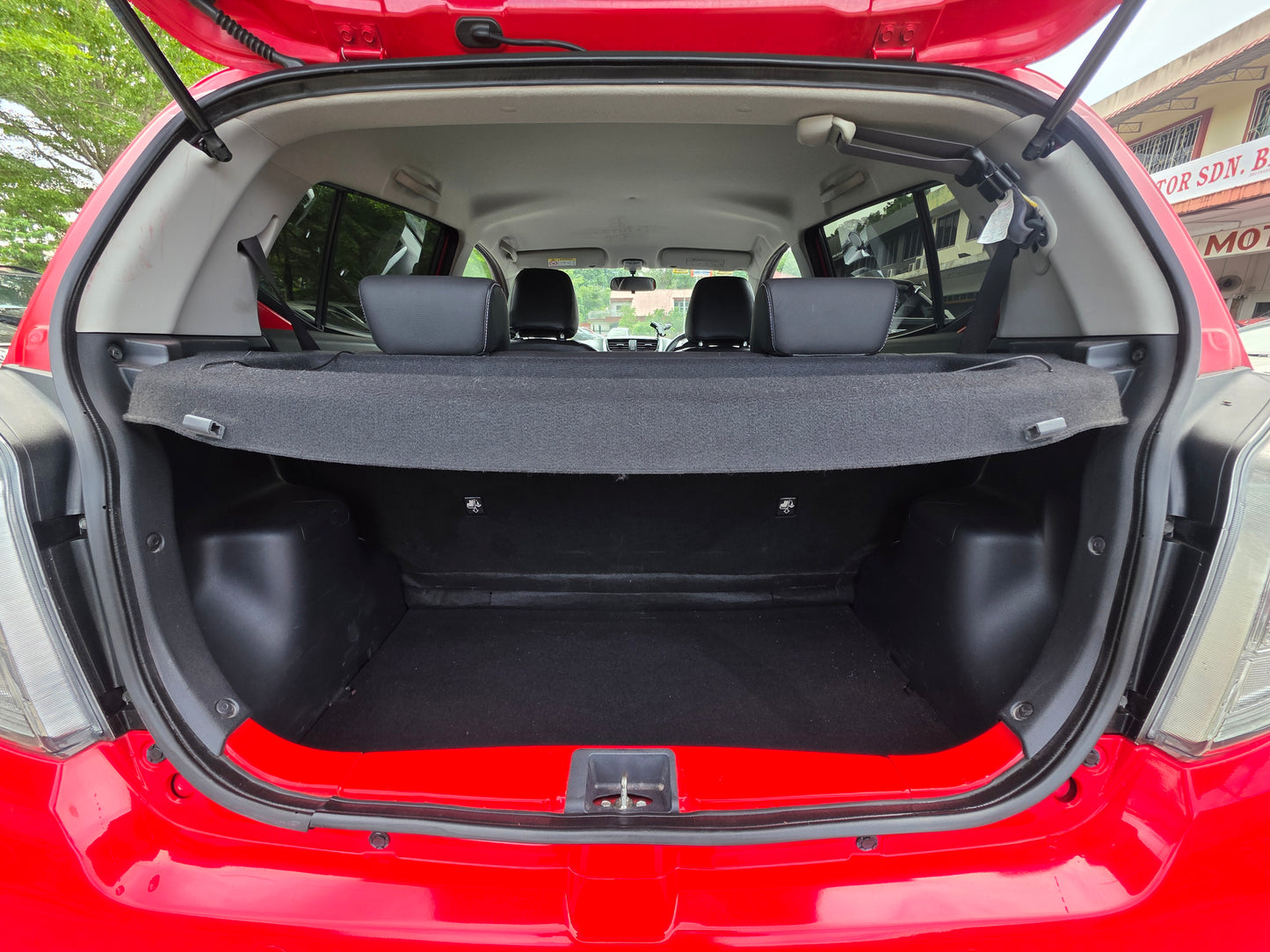 2017 Perodua AXIA 1.0 A - 1000 AV ADV FL (AT) - (JSJ3238)