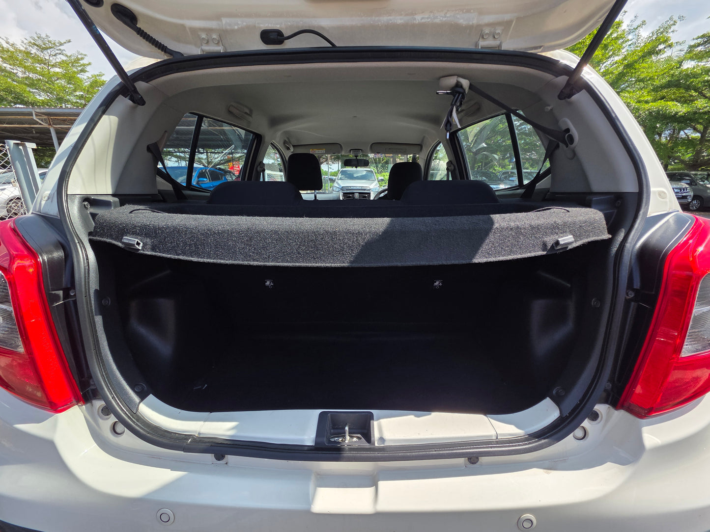 2018 Perodua AXIA 1.0 A - 1000 G FL (AT) - (VBJ5937)