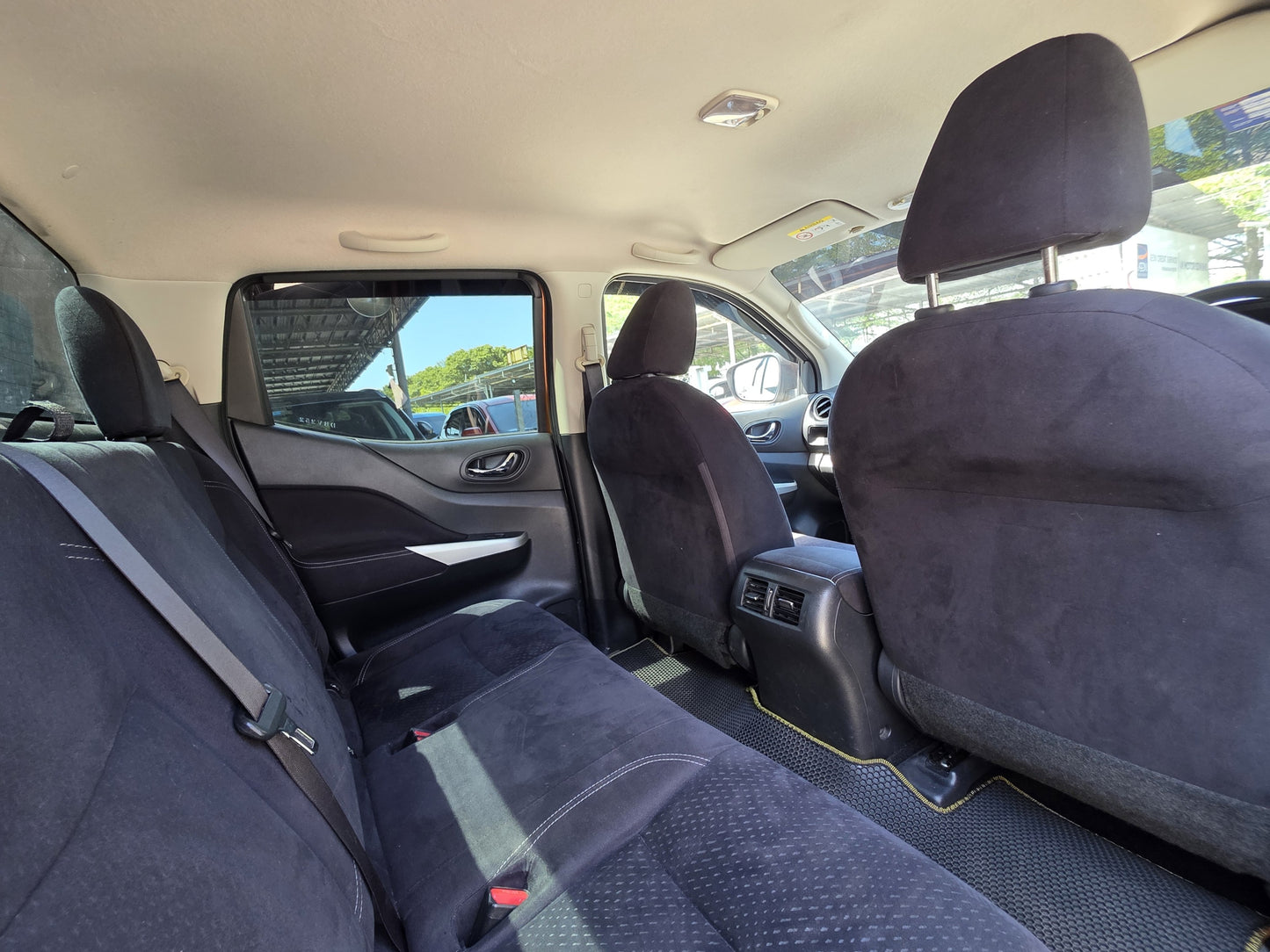2015 (Reg 2016) Nissan NAVARA NP300 DC 2.5 A SE 4WD (MT) - (DBV252)