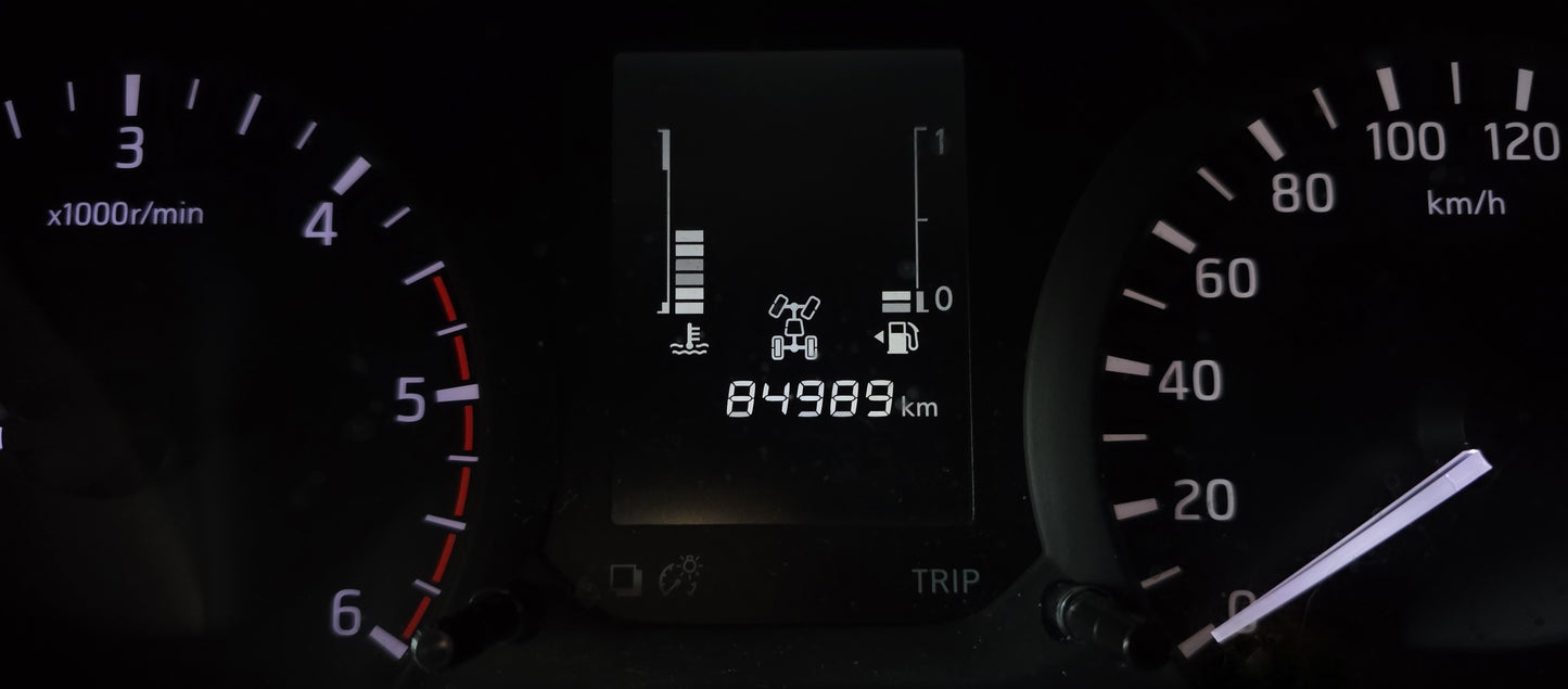 2015 (Reg 2016) Nissan NAVARA NP300 DC 2.5 A SE 4WD (MT) - (DBV252)