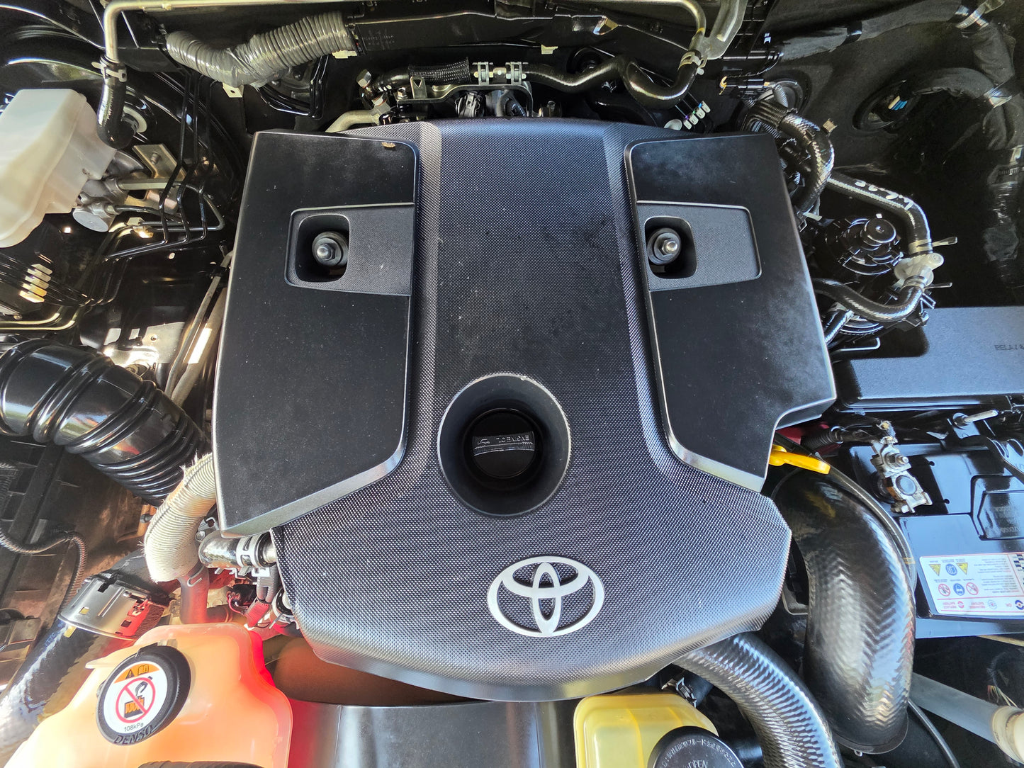 2020 Toyota HILUX D/CAB 2.8 A ROGUE VNT 4WD FL (AT) - (VFP6132)