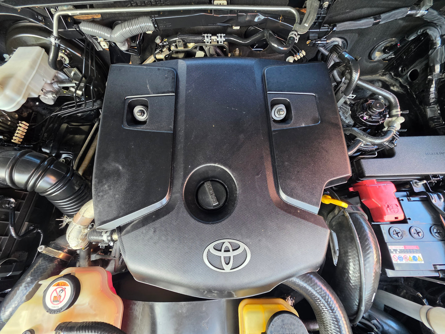 2016 Toyota FORTUNER VRZ 2.4 A VNT 4WD FL 4X4 (AT) - (SAC363B)