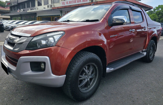 2015 (Reg 2016) Isuzu D-MAX DC 3.0 A V-CROSS SAFARI 4WD (AT) - (SS8281X)