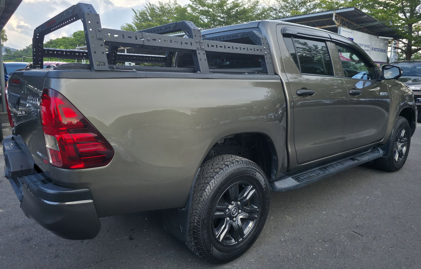 2022 Toyota HILUX D/CAB 2.4 (E) 4X4 VNT (AT) - (SMG9856)
