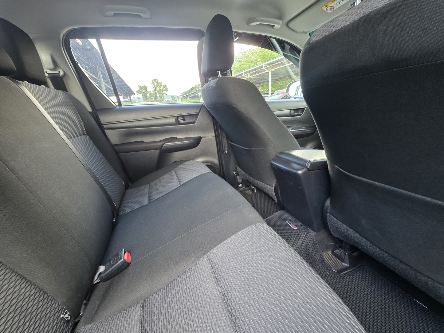 2022 Toyota HILUX D/CAB 2.4 (E) 4X4 VNT (AT) - (SMG9856)