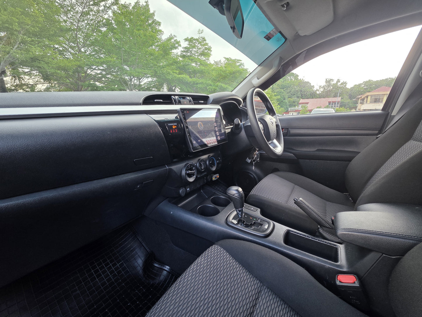 2022 Toyota HILUX D/CAB 2.4 (E) 4X4 VNT (AT) - (SMG9856)