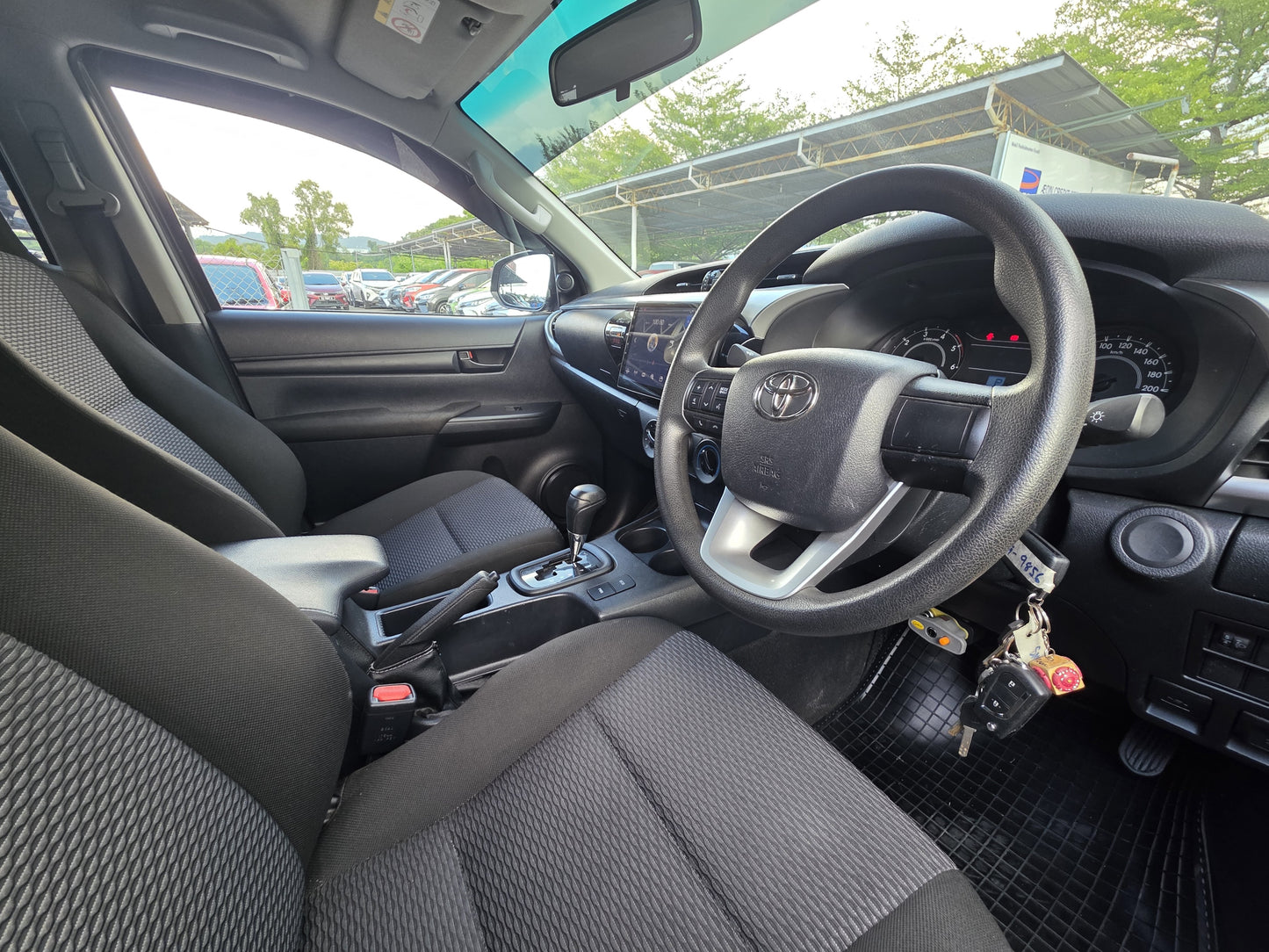 2022 Toyota HILUX D/CAB 2.4 (E) 4X4 VNT (AT) - (SMG9856)