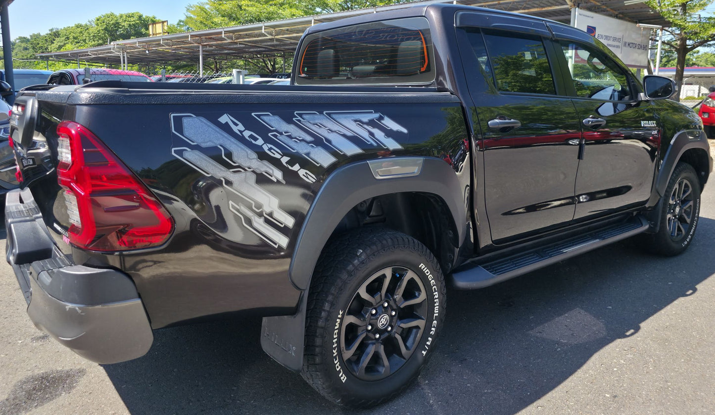 2023 Toyota HILUX D/CAB 2.8 A ROGUE VNT 4WD FL (AT) - (SMW3860)