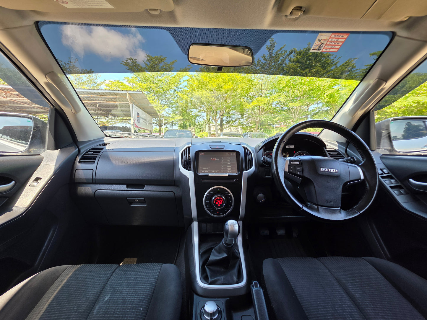 2017 Isuzu D-MAX D/CAB 3.0 M (HI-RIDE) VGS 4WD (MT) - (SAC1831F)