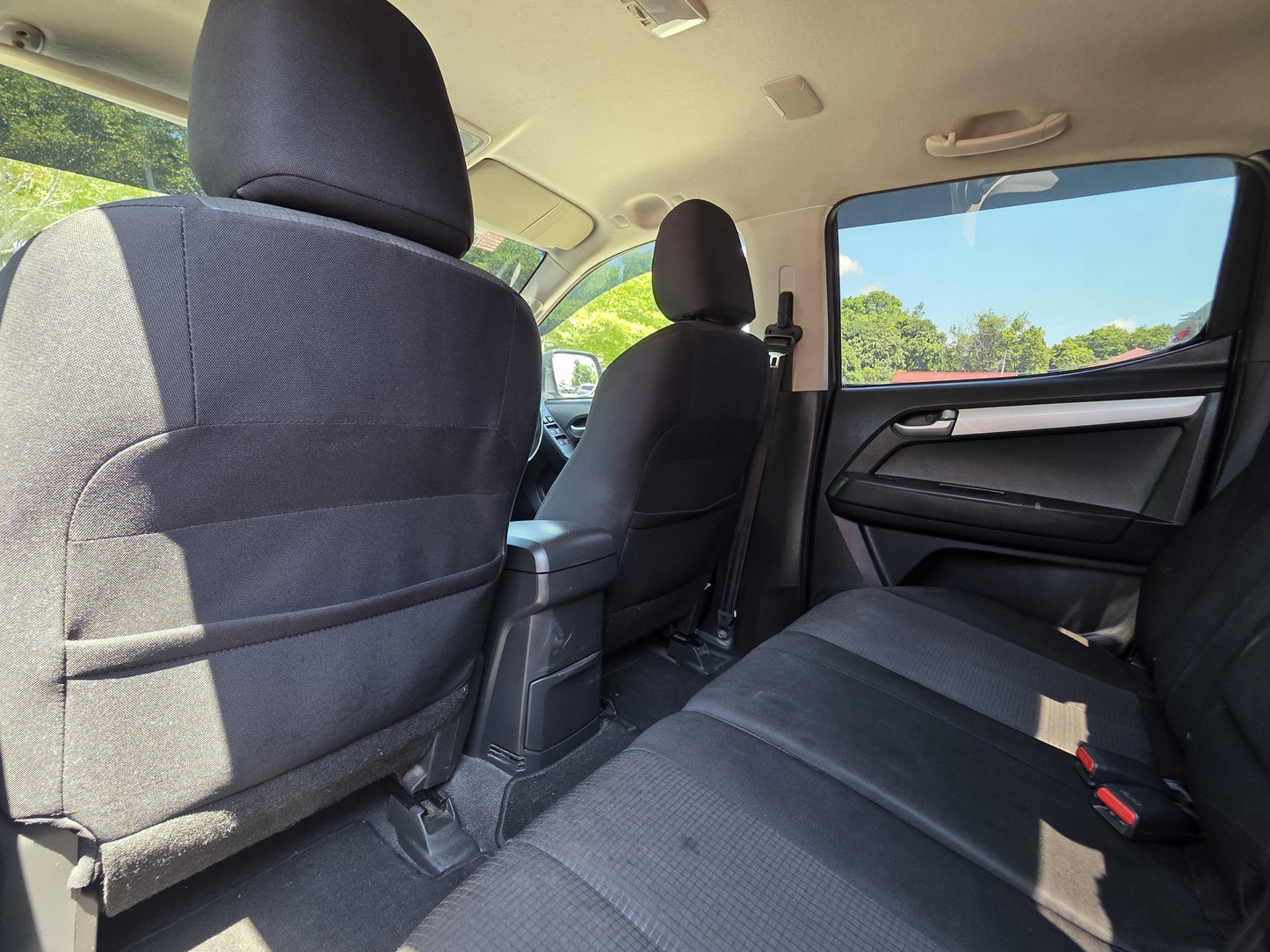 2017 Isuzu D-MAX D/CAB 3.0 M (HI-RIDE) VGS 4WD (MT) - (SAC1831F)
