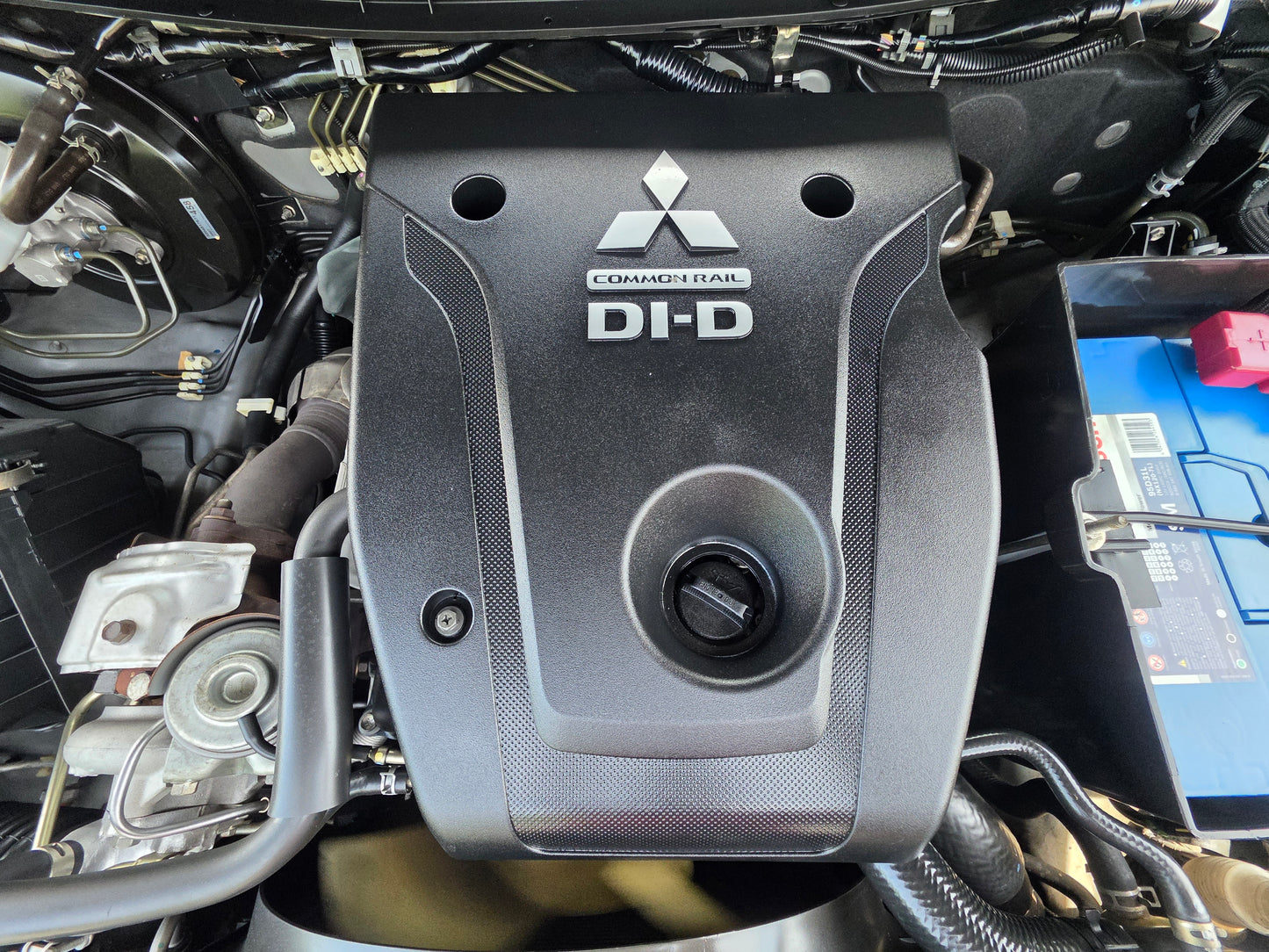 2018 Mitsubishi TRITON D/CAB 2.4 A VGT 4WD (AT) - (VCQ6689)