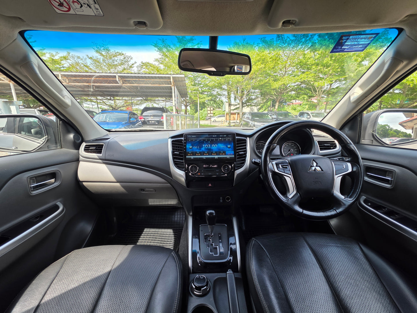 2018 Mitsubishi TRITON D/CAB 2.4 A VGT 4WD (AT) - (VCQ6689)