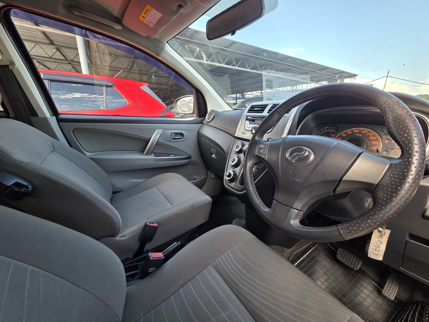 2015 Perodua MYVI 1.3 A - 1300 X IKON / ICON FL (AT) - (QS9257D)