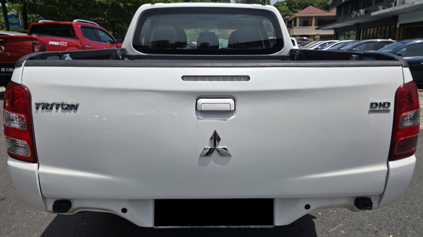 2018 Mitsubishi TRITON D/CAB 2.5 M QUEST 4x2 2WD (PICK UP) (MT) - (VCK8067)