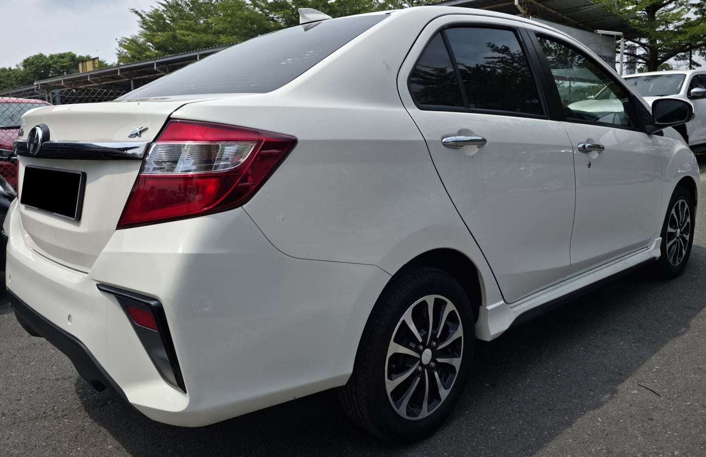 2022 Perodua BEZZA 1.3 A  - 1300 X FL (AT) - (PQG5250)