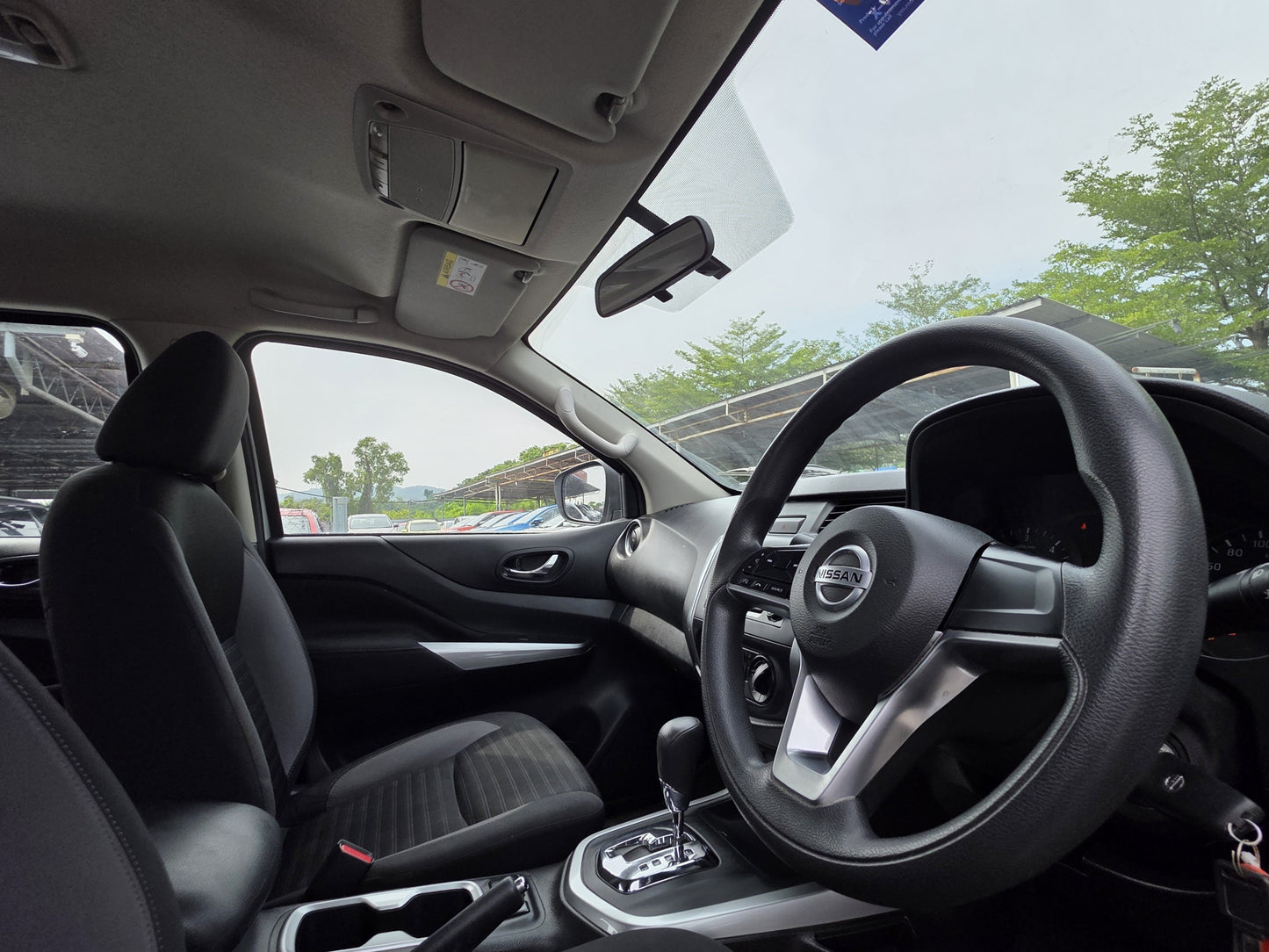 2021 Nissan NAVARA DC 2.5 A SE 4WD FL (AT) - (VGQ6825)
