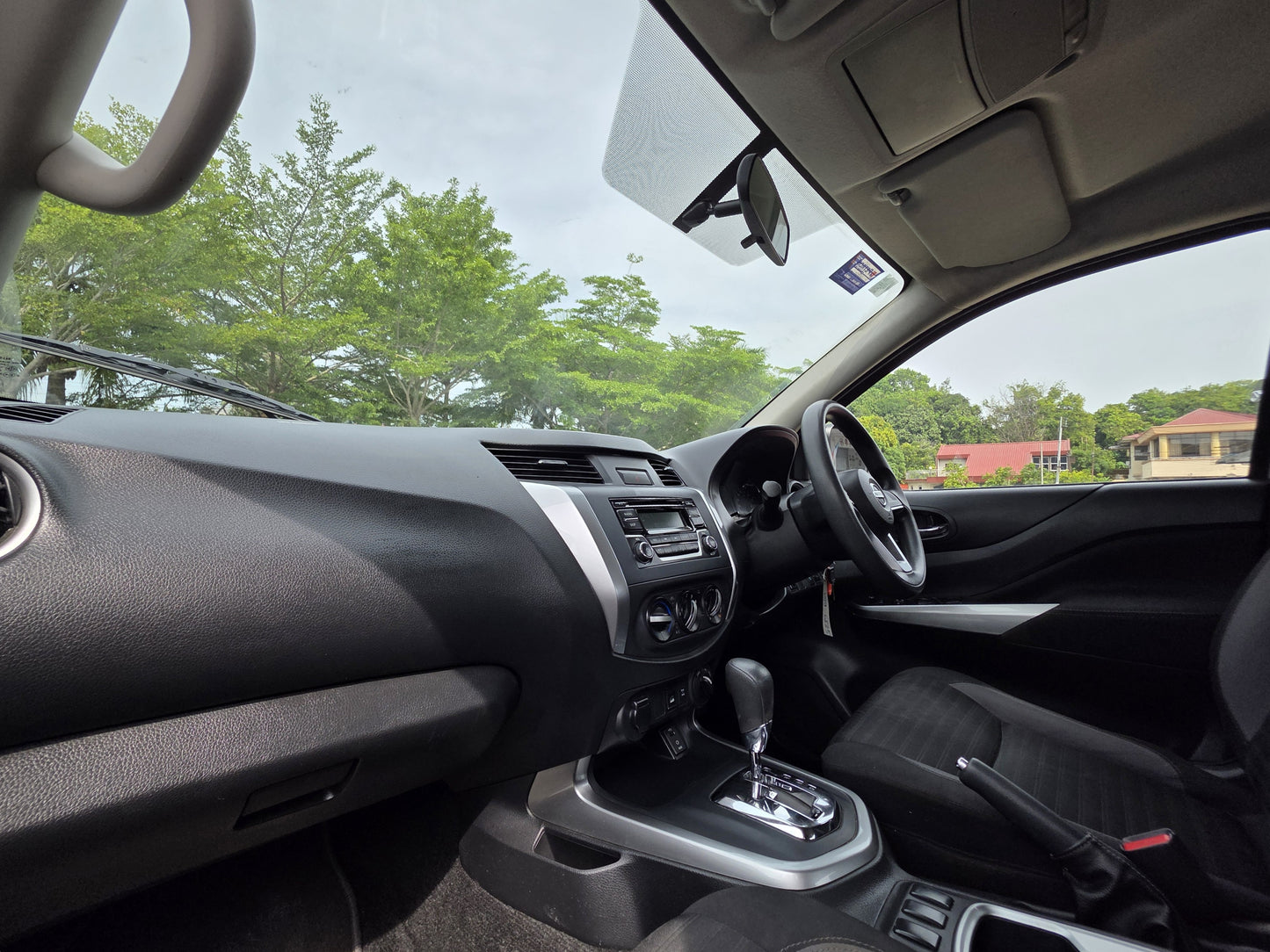 2021 Nissan NAVARA DC 2.5 A SE 4WD FL (AT) - (VGQ6825)