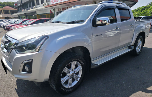 2017 Isuzu D-MAX DC V-CROSS 3.0 M (HI) VGS 4WD (MT) - (SAC1831F)