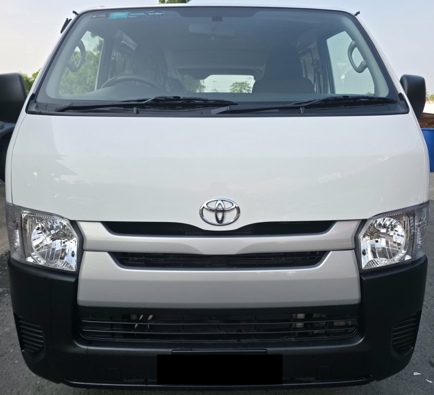 2017 Toyota HIACE KDH200 2.5 M (MT) - (SAC5579D)