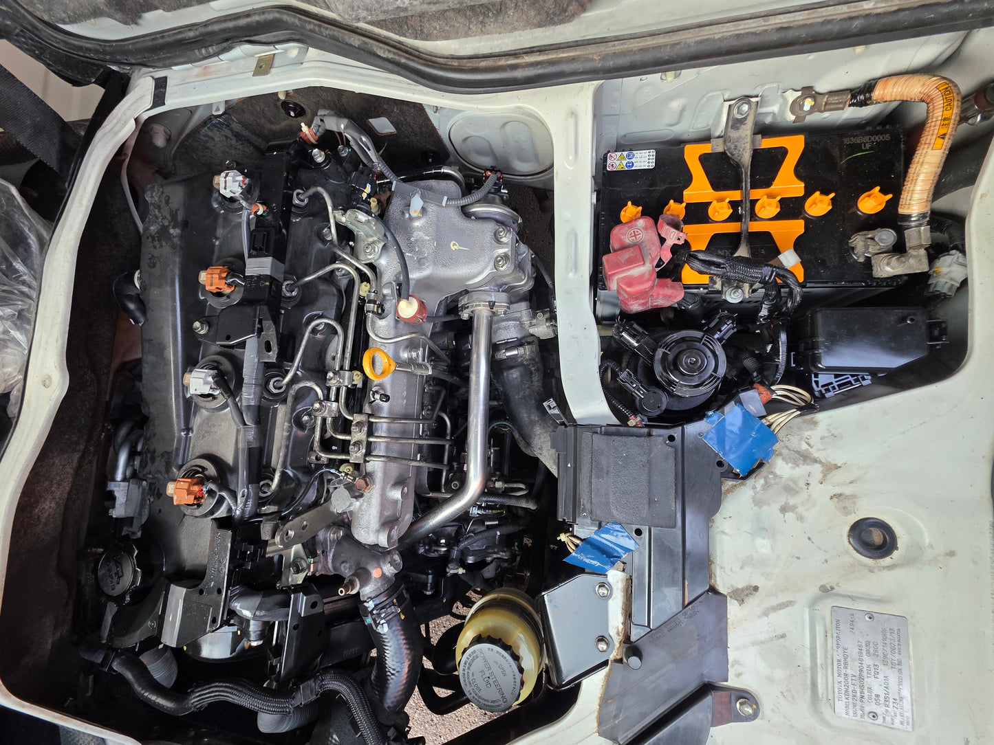 2017 Toyota HIACE KDH200 2.5 M (MT) - (SAC5579D)