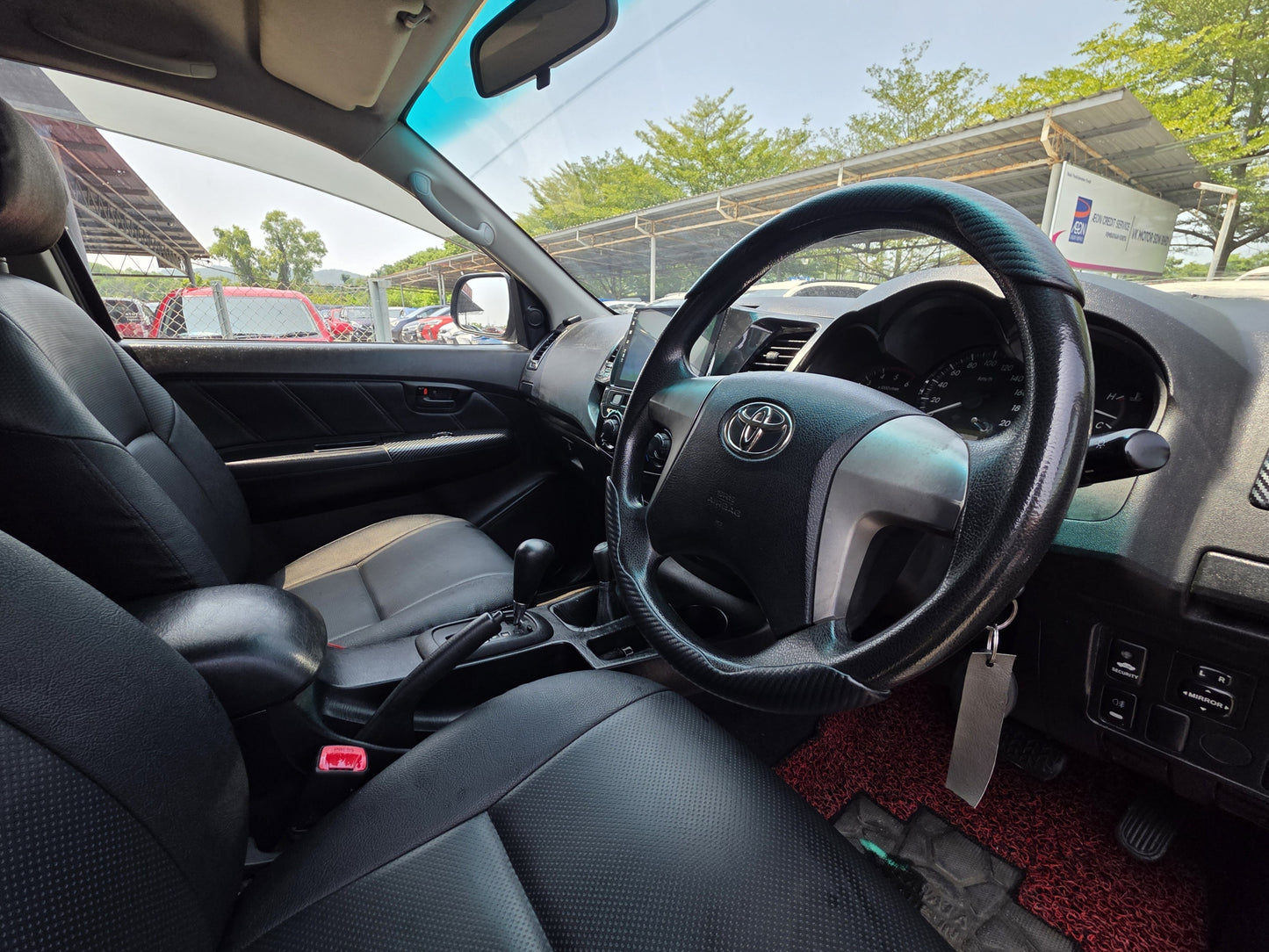 2015 Toyota HILUX D/CAB 2.5 A G (TRD BODYKITS) 4X4 FL VNT (AT) - (JRF6716)