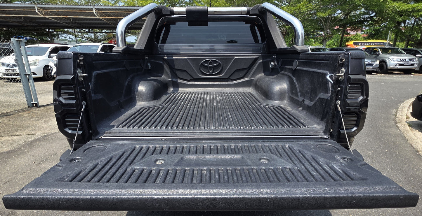 2015 Toyota HILUX D/CAB 2.5 A G (TRD BODYKITS) 4X4 FL VNT (AT) - (JRF6716)