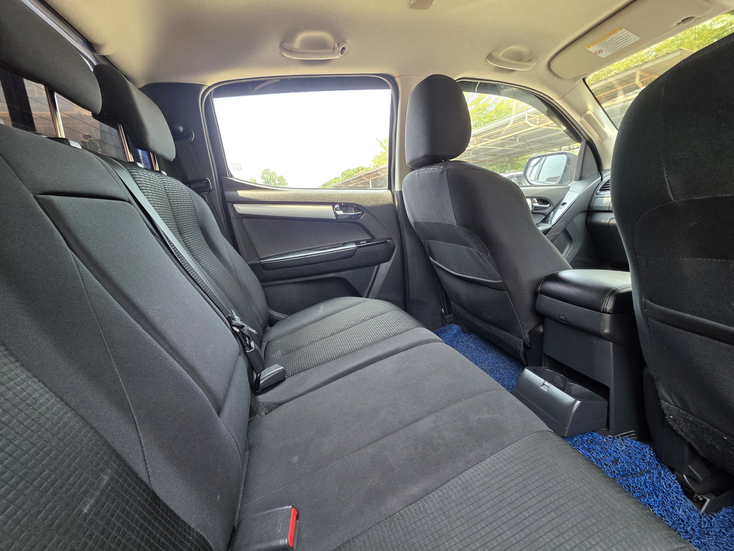 2019 Isuzu D-MAX DC 1.9 A BLUEPOWER PREM 2WD (AT) - (YY6286)