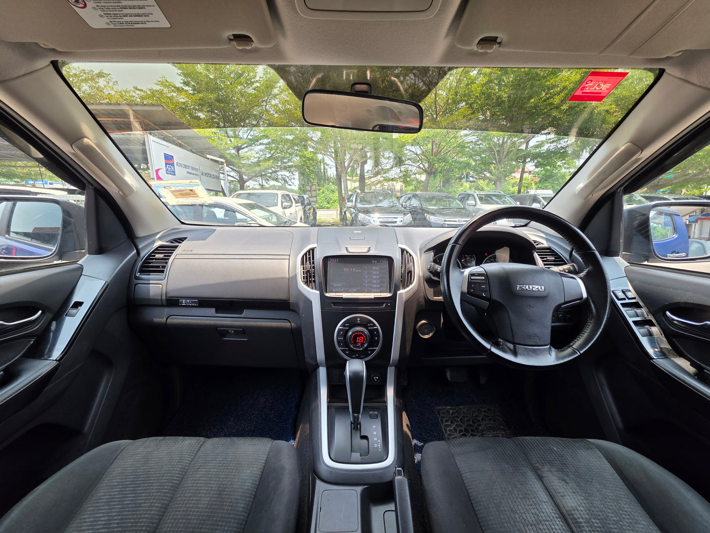 2019 Isuzu D-MAX DC 1.9 A BLUEPOWER PREM 2WD (AT) - (YY6286)