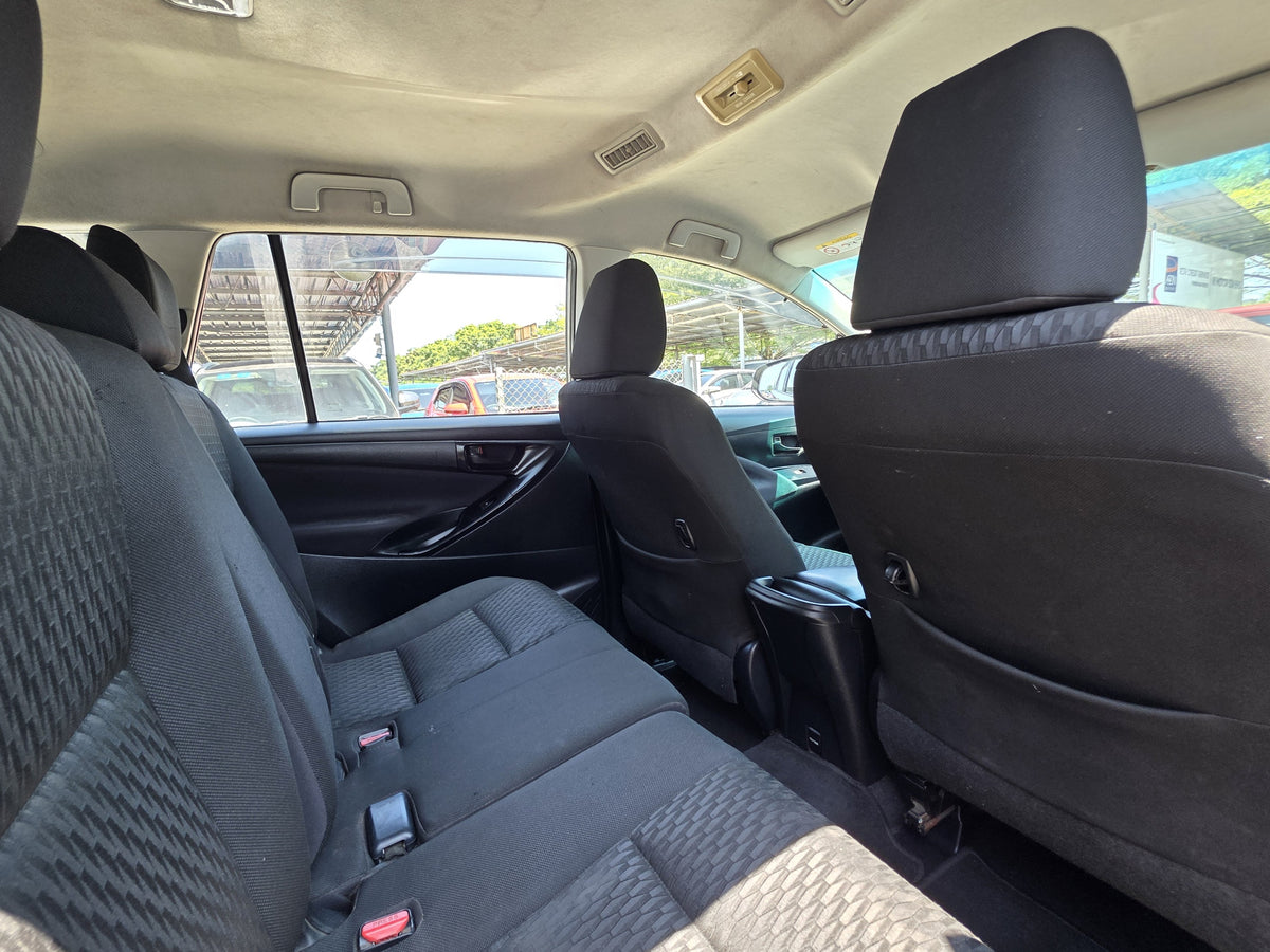 2017 Toyota INNOVA 2.0 A (E) FL (AT) - (JSH3226)