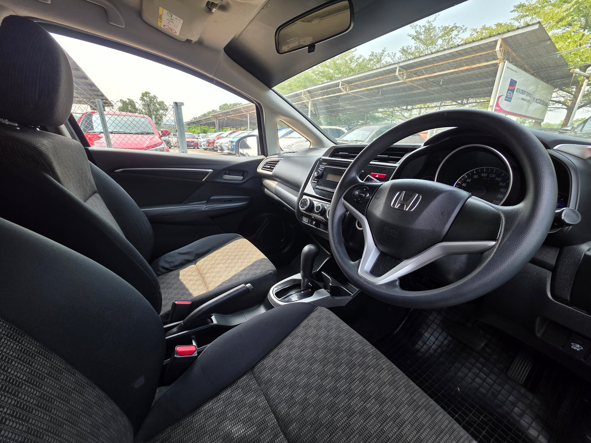 2015 Honda JAZZ 1.5 A E I-VTEC FL (AT) - (NDC2554)