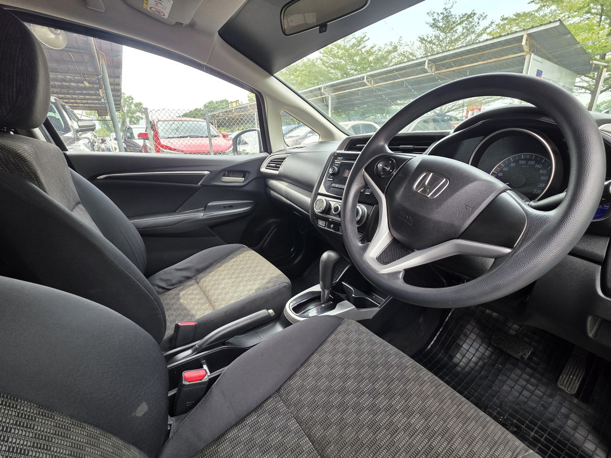2015 Honda JAZZ 1.5 A E I-VTEC FL (AT) - (NDC2554)
